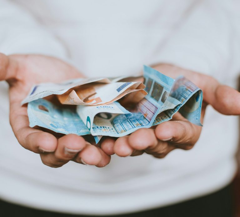 Financement professionnel pour devenir sophrologue Que vous soyez salarié, demandeur d'emploi ou en reconversion professionnelle, nous vous accompagnons dans la constitution de votre dossier